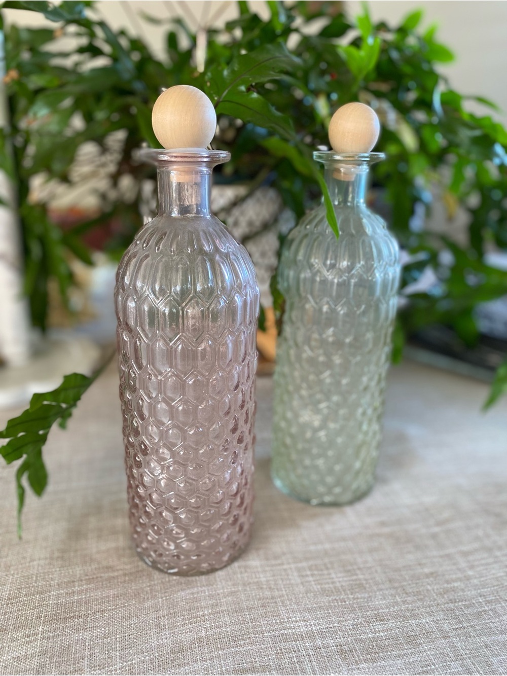 Decorative Glass Bottle with Honeycomb Design and Wooden Stopper